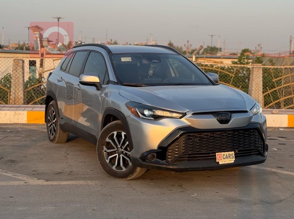 تۆیۆتا کۆرۆلا کرۆس